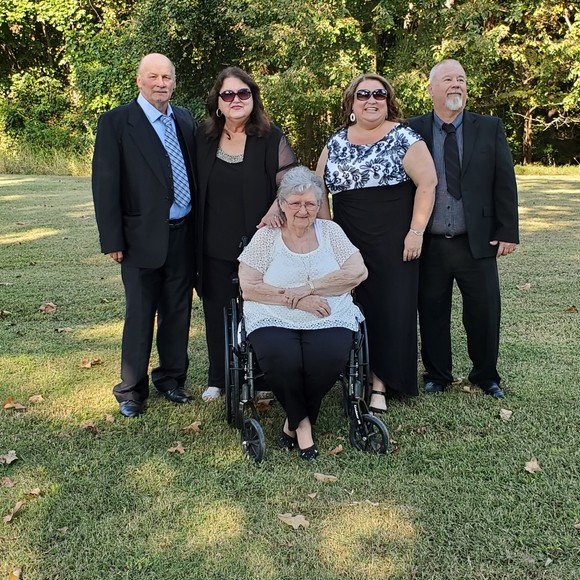 Meet your Posher, Mitchell and Family - Picture 2 of 16